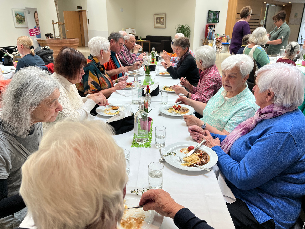 g_g_2025_Auffahrt (4).JPG